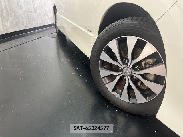 Nissan SERENA 2019-04 8210113-26