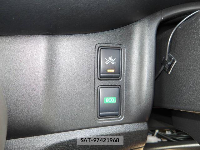 Nissan SERENA 2019-08 8210119-11