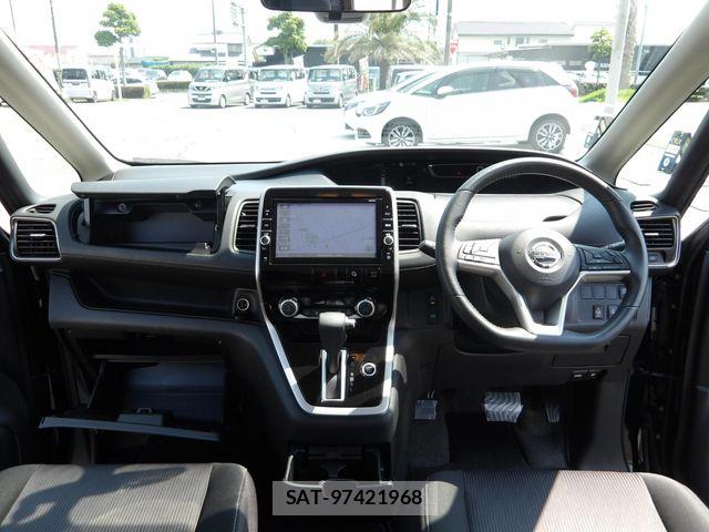 Nissan SERENA 2019-08 8210119-1