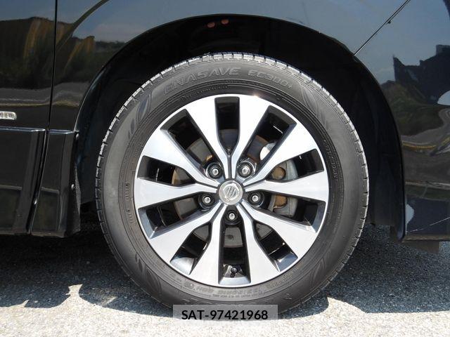 Nissan SERENA 2019-08 8210119-26
