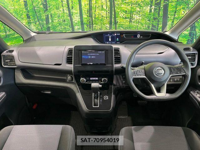 Nissan SERENA 2021-01 8210123-1