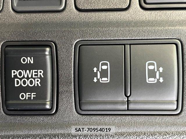 Nissan SERENA 2021-01 8210123-5