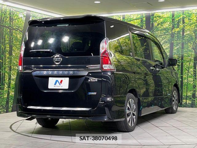 Nissan SERENA 2016-10 8210128-17