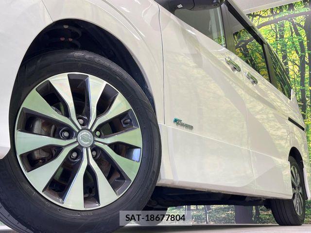 Nissan SERENA 2018-03 8210114-12