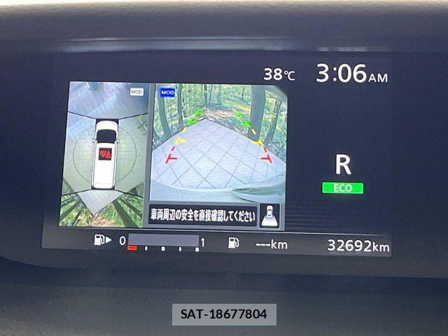 Nissan SERENA 2018-03 8210114-3