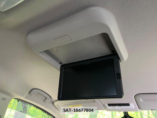 Nissan SERENA 2018-03 8210114-5