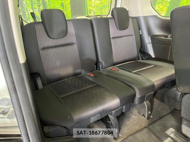 Nissan SERENA 2018-03 8210114-8