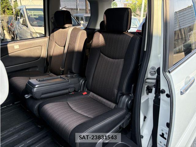 Nissan SERENA 2014-10 8210139-4