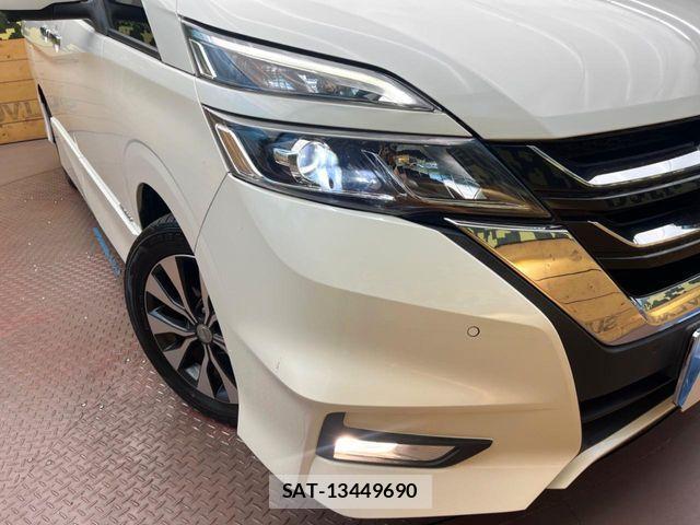Nissan SERENA 2019-01 8210112-12