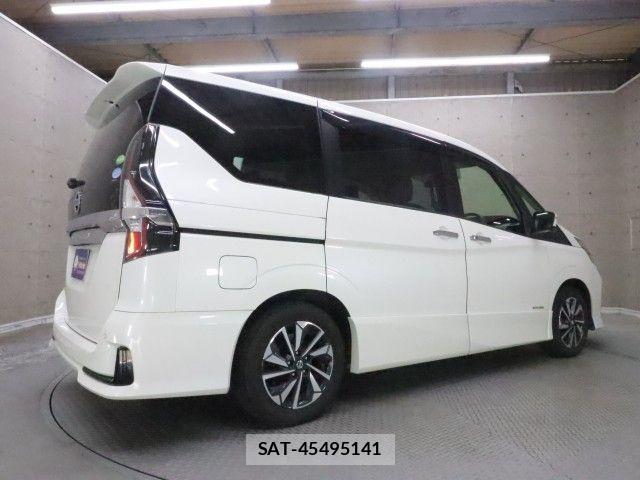 Nissan SERENA 2020-01 8210108-1