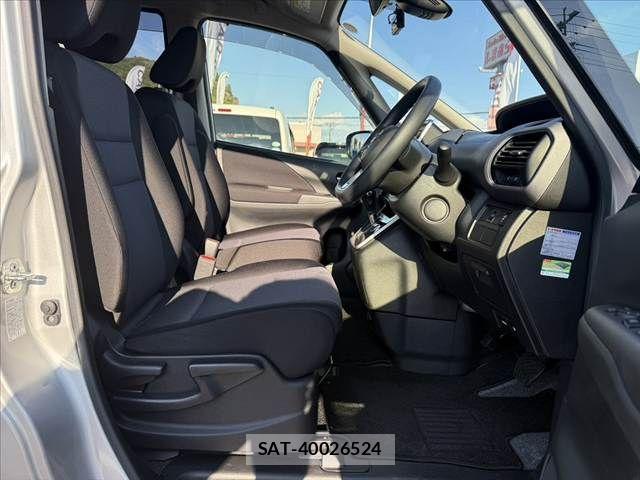 Nissan SERENA 2021-05 8210117-15