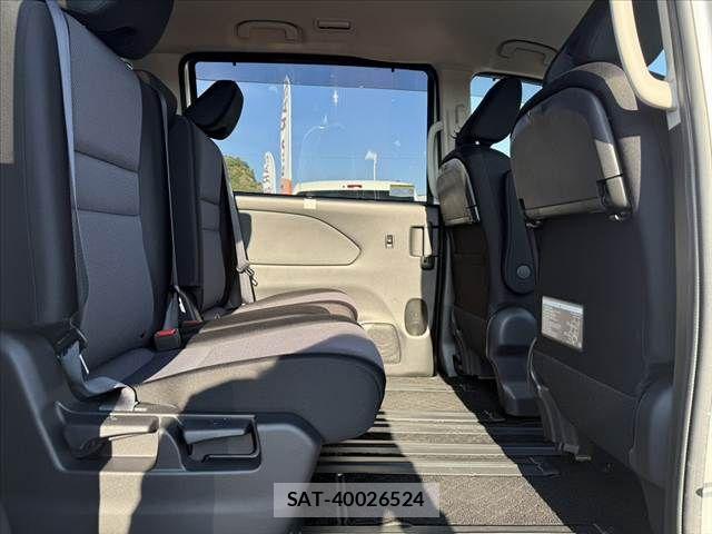 Nissan SERENA 2021-05 8210117-17