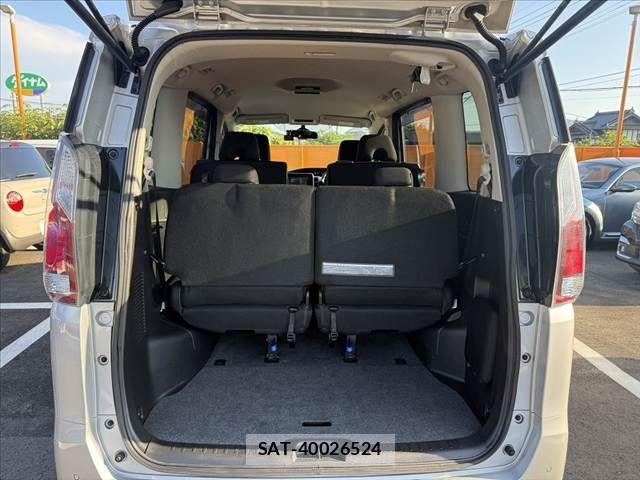 Nissan SERENA 2021-05 8210117-20