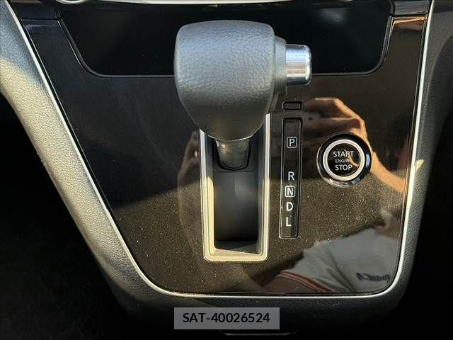 Nissan SERENA 2021-05 8210117-25