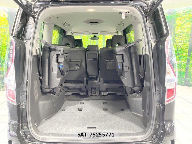 Nissan SERENA 2020-01 8210106-10