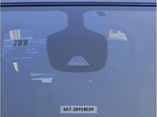 Nissan SERENA 2017-01 8210124-11