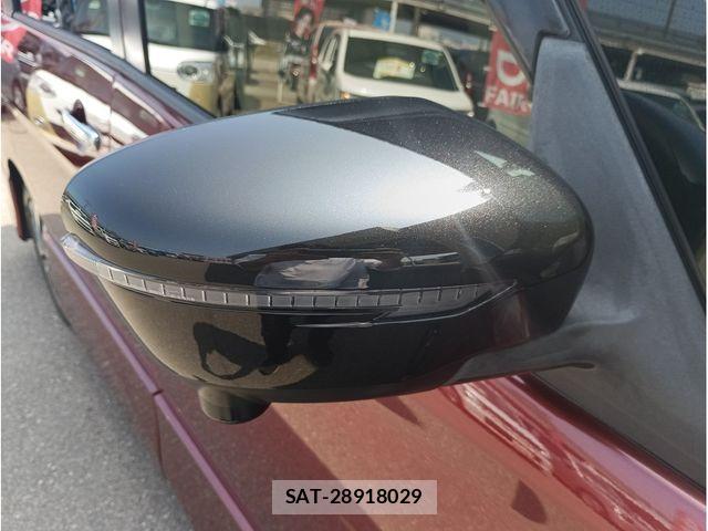 Nissan SERENA 2017-01 8210124-4