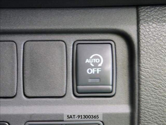 Nissan SERENA 2019-03 8210122-14