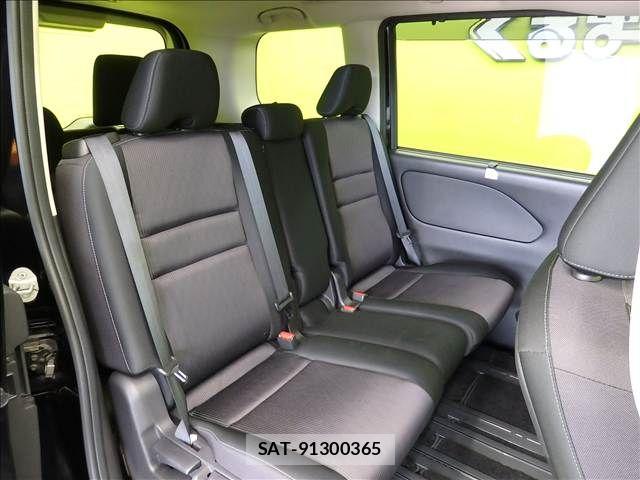 Nissan SERENA 2019-03 8210122-24