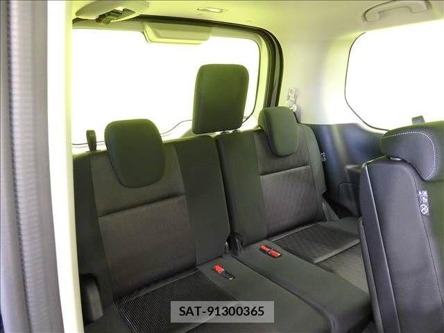 Nissan SERENA 2019-03 8210122-25