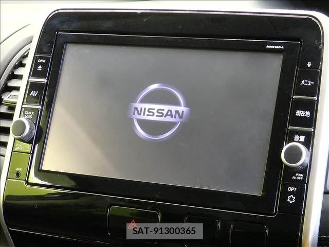 Nissan SERENA 2019-03 8210122-3