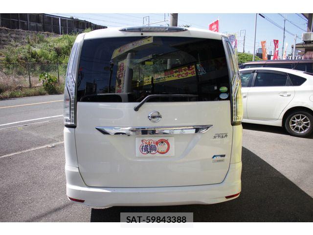Nissan SERENA 2014-06 8210130-14