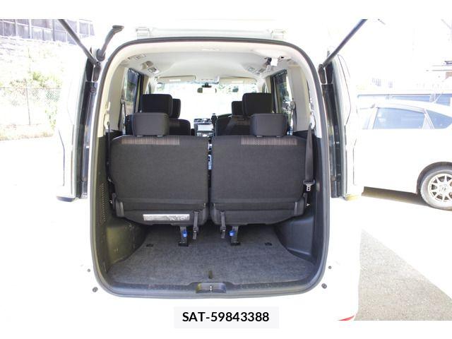 Nissan SERENA 2014-06 8210130-17