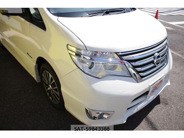 Nissan SERENA 2014-06 8210130-4