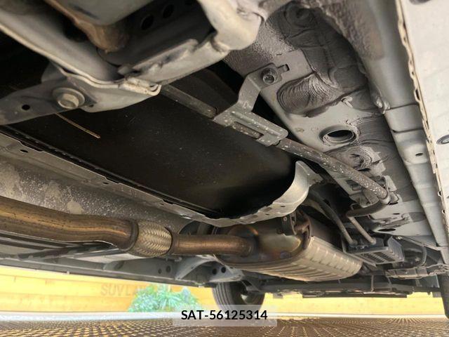 Nissan SERENA 2018-08 8210107-18