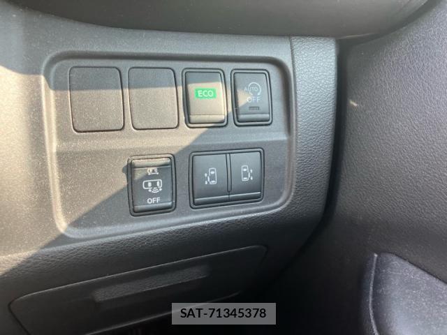 Nissan SERENA 2017-02 8231732-12