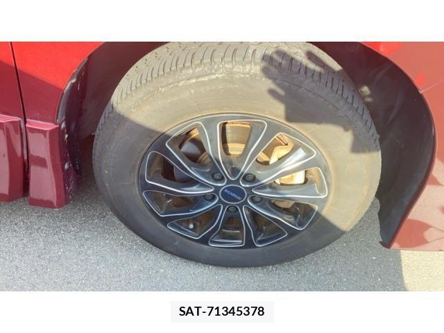 Nissan SERENA 2017-02 8231732-24