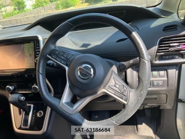 Nissan SERENA 2017-06 8231737-11