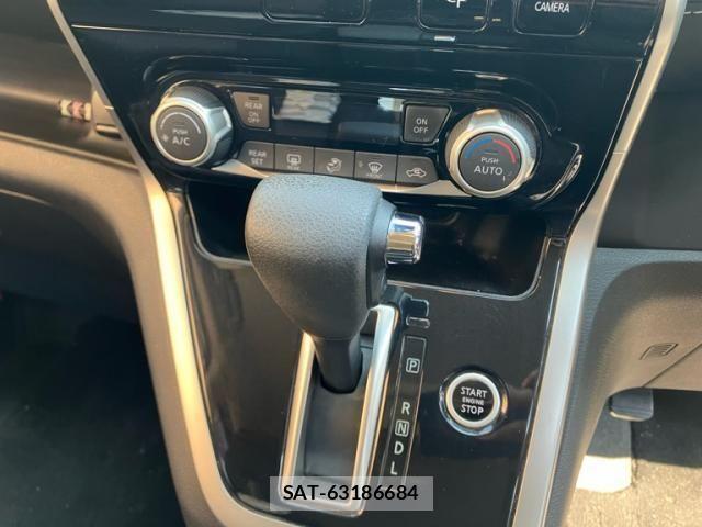 Nissan SERENA 2017-06 8231737-13