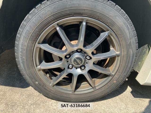 Nissan SERENA 2017-06 8231737-4