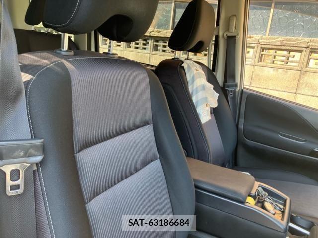 Nissan SERENA 2017-06 8231737-8