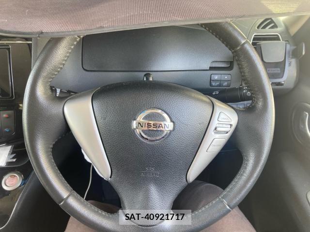 Nissan SERENA 2014-02 8231743-15