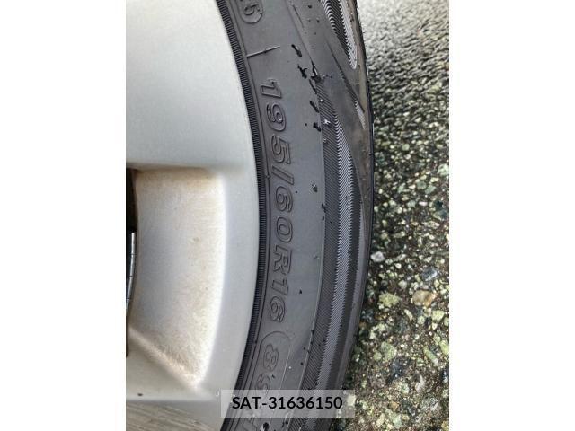Nissan SERENA 2013-11 8231744-4