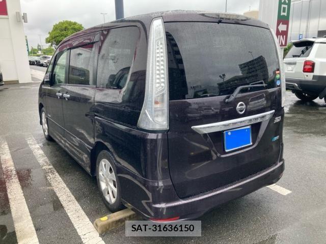 Nissan SERENA 2013-11 8231744-6