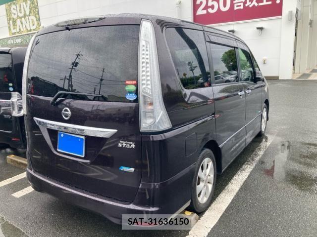 Nissan SERENA 2013-11 8231744-7