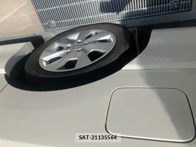 Nissan SERENA 2013-10 8231736-10