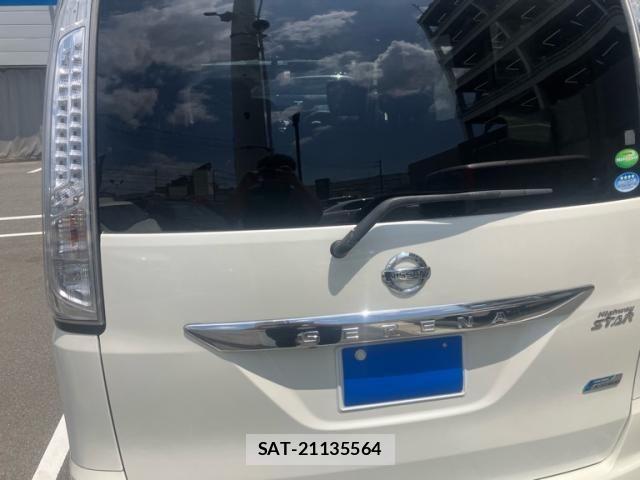 Nissan SERENA 2013-10 8231736-7