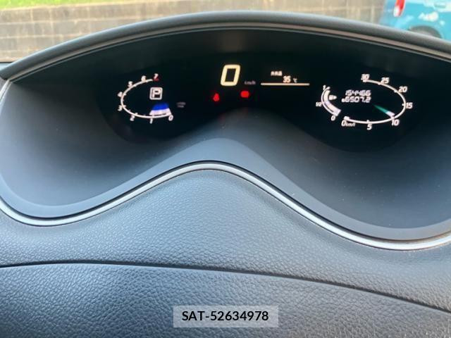Nissan SERENA 2014-02 8231739-21