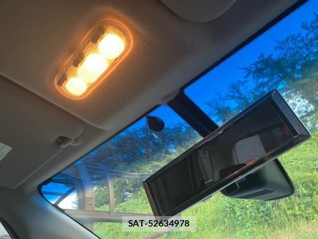Nissan SERENA 2014-02 8231739-25