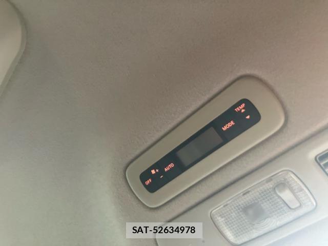 Nissan SERENA 2014-02 8231739-26
