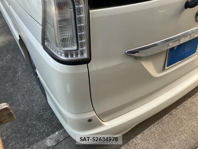 Nissan SERENA 2014-02 8231739-3