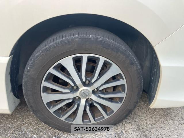 Nissan SERENA 2014-02 8231739-4