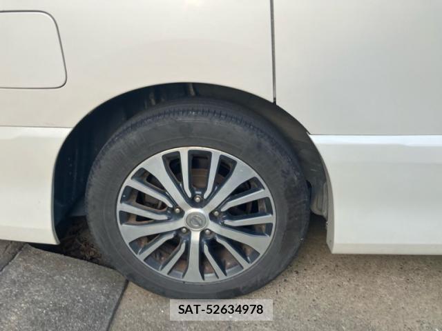 Nissan SERENA 2014-02 8231739-5