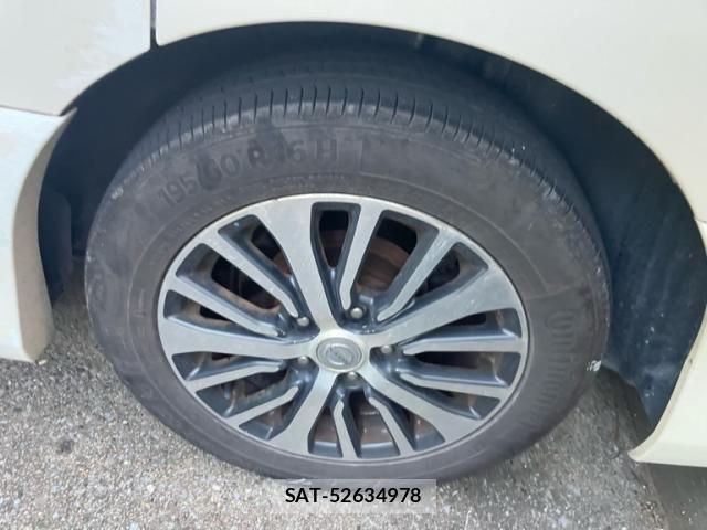 Nissan SERENA 2014-02 8231739-7