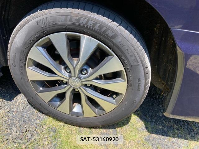 Nissan SERENA 2017-08 8231724-5