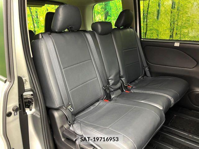 Nissan SERENA 2020-12 8231714-8